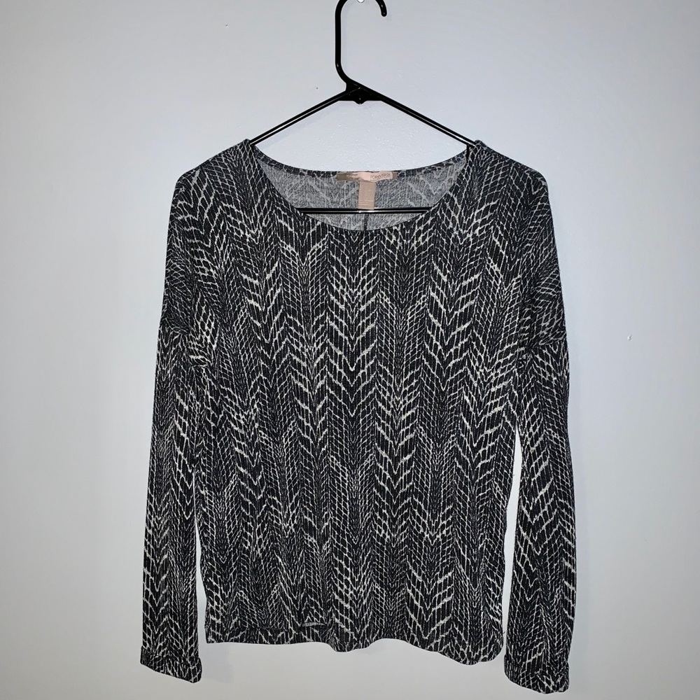 Snakeskin Patterned Lightweight Sweater